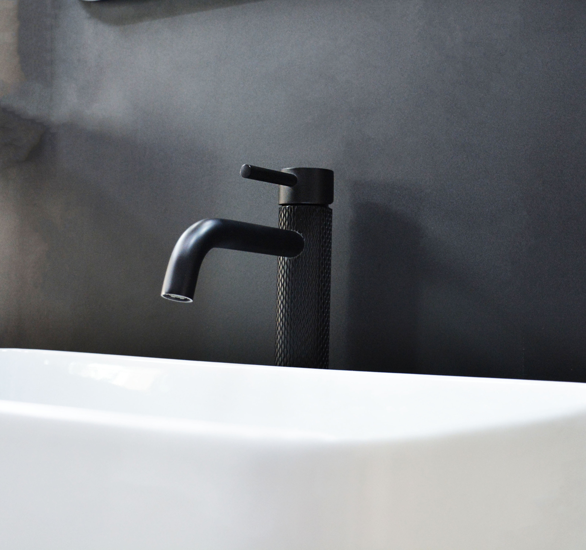 Смеситель для раковины СЛАВЕН Город СЛ-ОД-Д14 черный